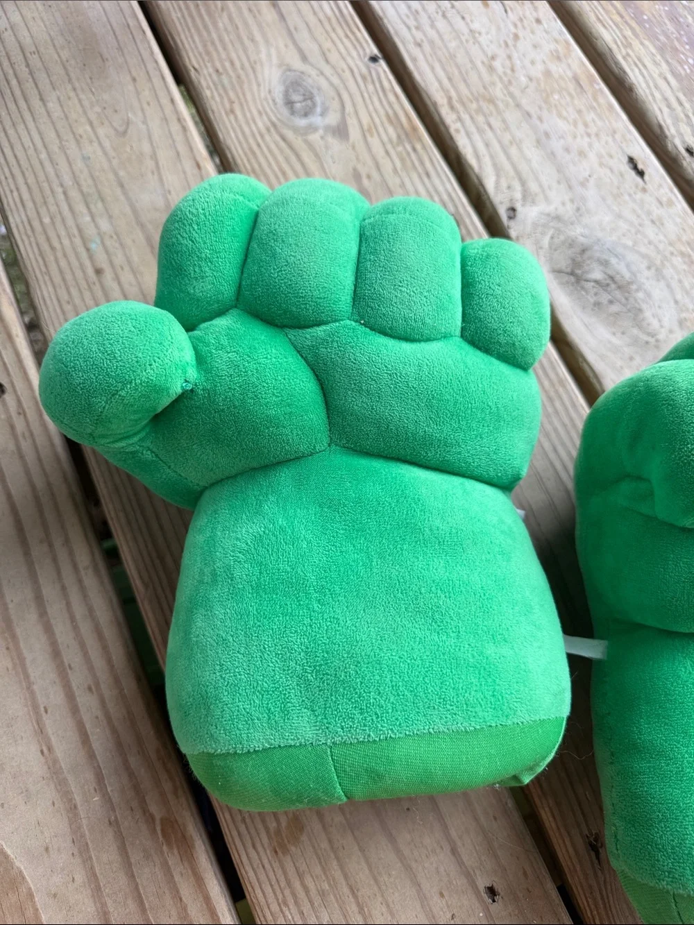 Incredible Hulk Green Plush Green Gloves Smash Hands Big Fists